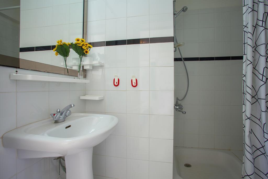Protaras Holiday Suite Annie ภายนอก รูปภาพ